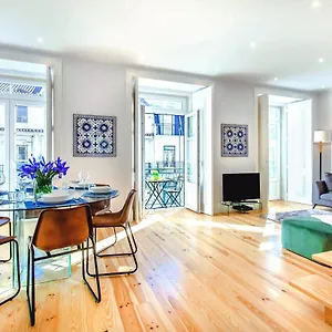 https://life-is-good-in-lisbon-baixa.hotels-lisbon-portugal.com